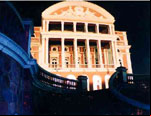 teatro_edit.jpg (150158 bytes)